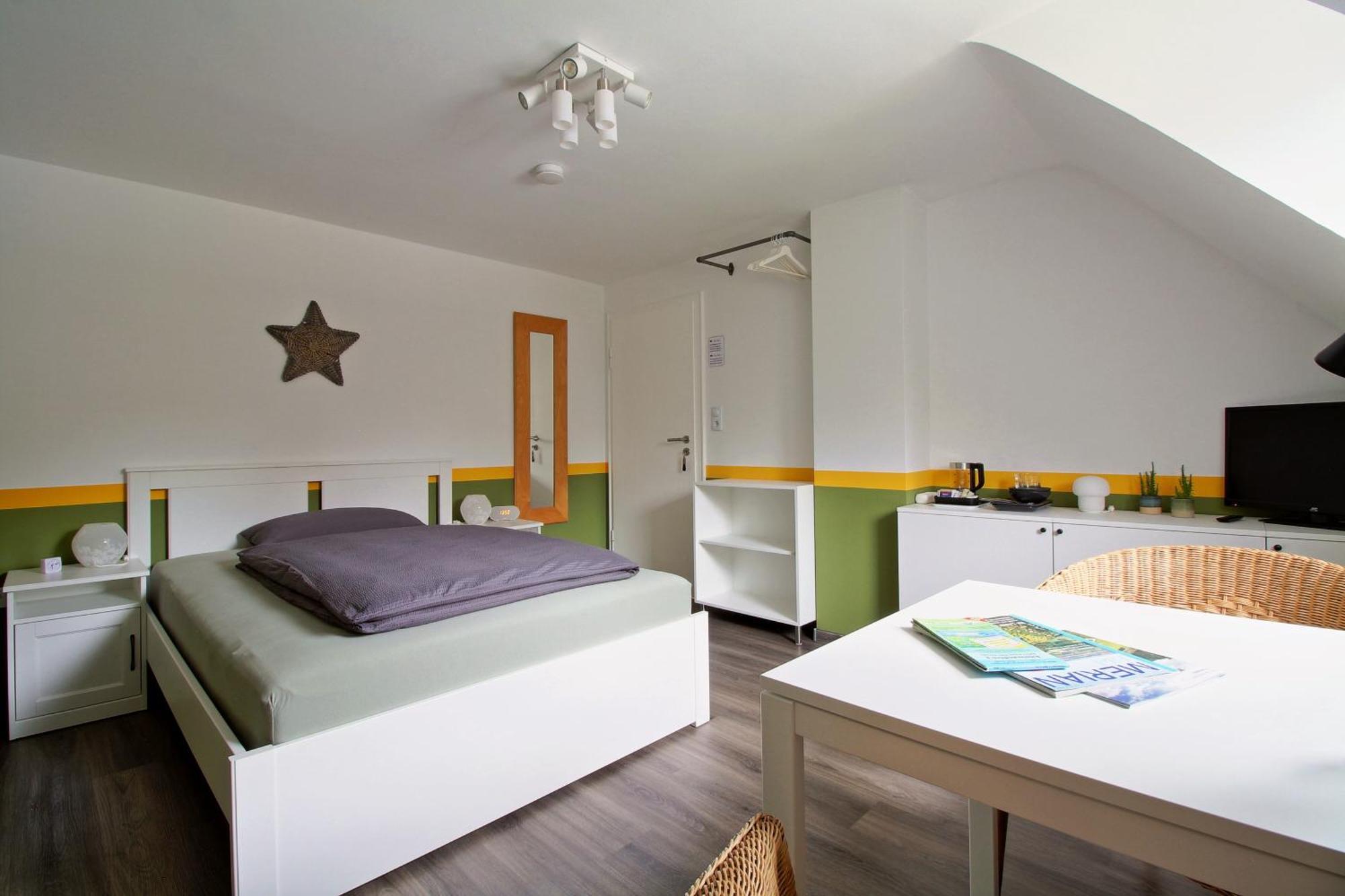 Toms Gaestehaus Schleiden Habitación foto