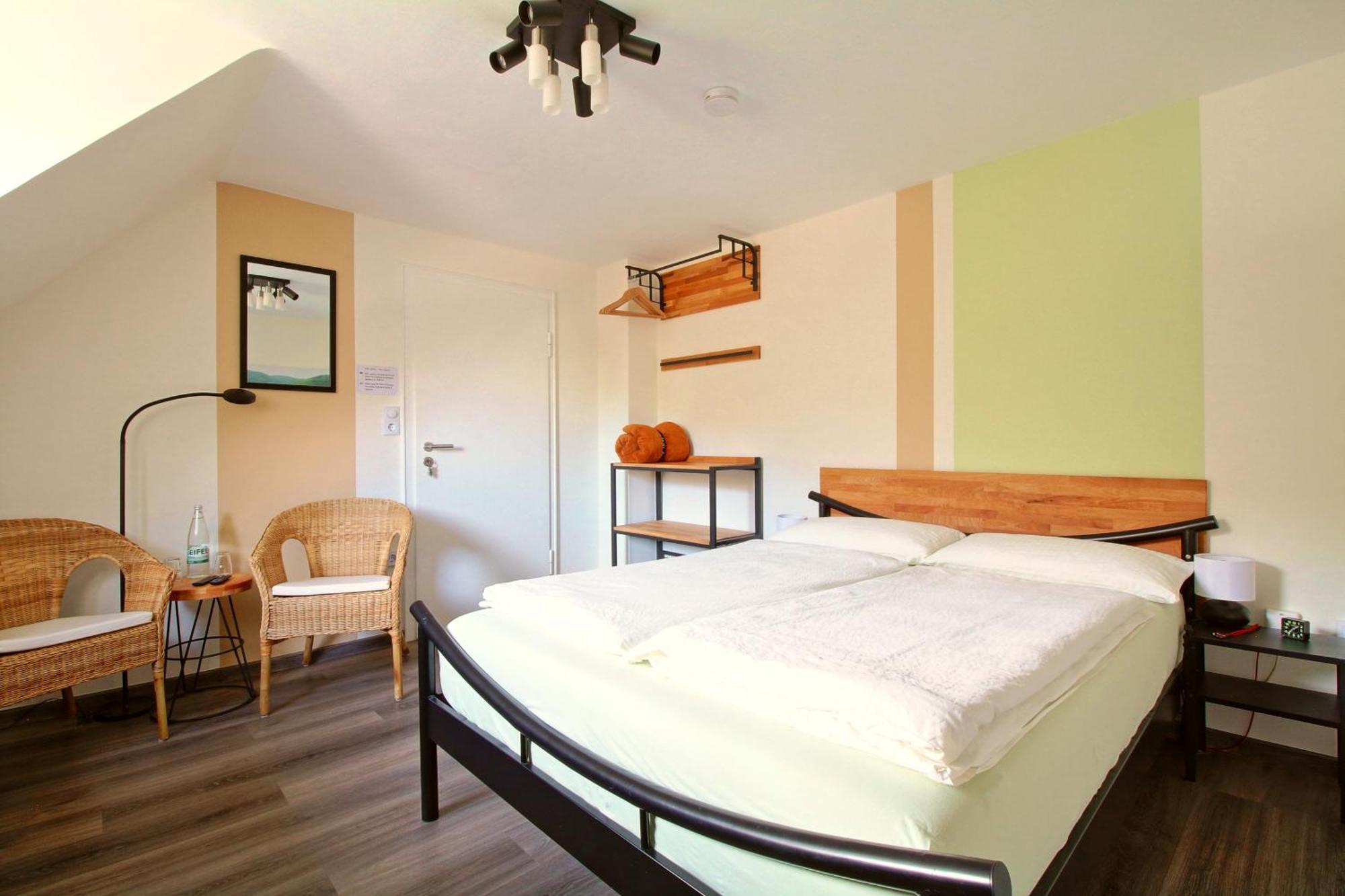 Toms Gaestehaus Schleiden Habitación foto